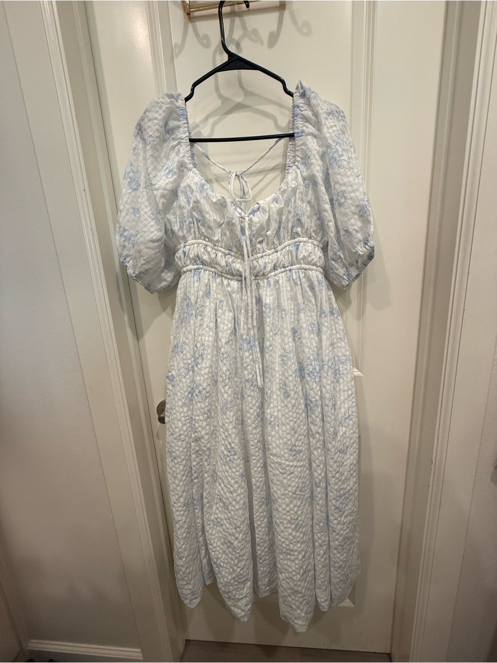 Light Blue & White Puff-Sleeve Midi Dress with Tie Front